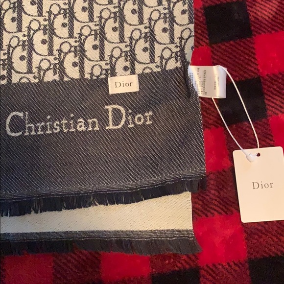 Christian Dior Scarf - Picture 2 of 3